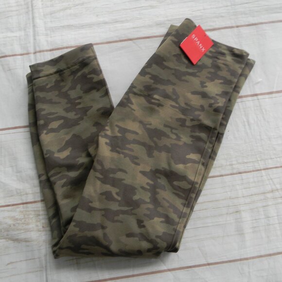 SPANX Pants - NWT SPANX DESERT CAMO CROPPED LAMN LEGGING PULL-ON SZ 1X